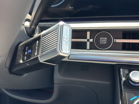 New 2026 Hyundai Santa Fe Calligraphy FWD image 18