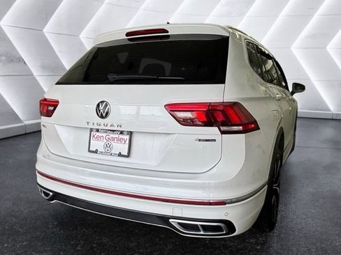 Used 2022 Volkswagen Tiguan SEL R-Line image 4