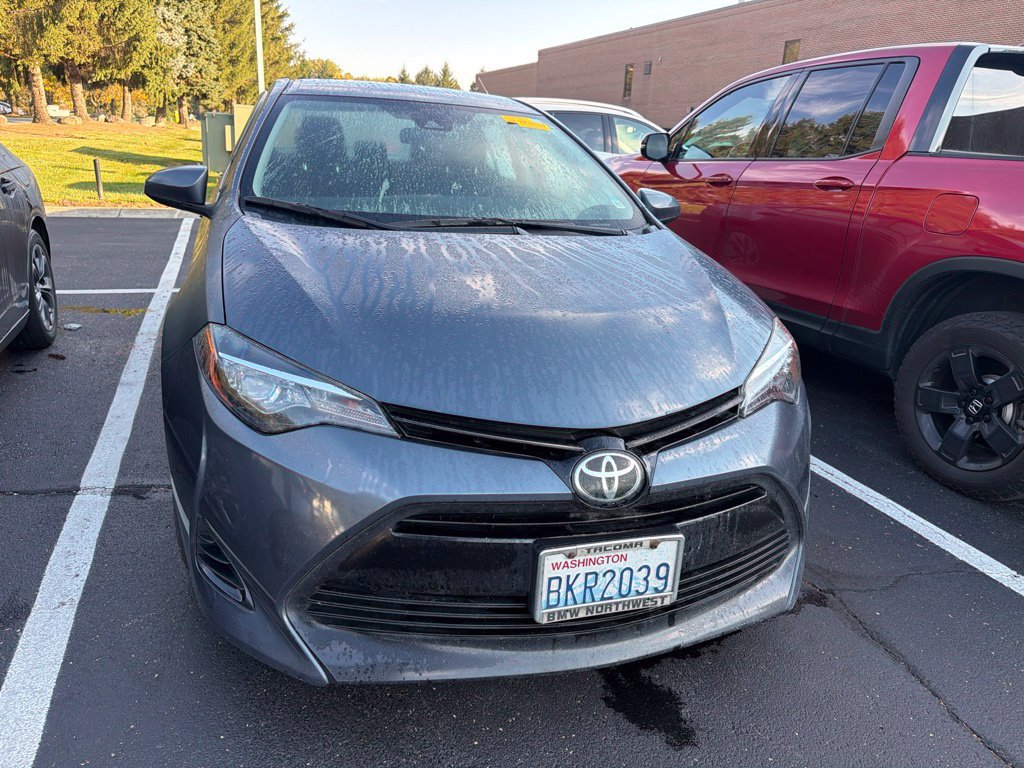 Used 2018 Toyota Corolla LE FWD image 5