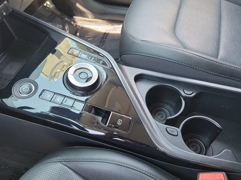 Used 2023 Kia Niro Wave FWD image 14