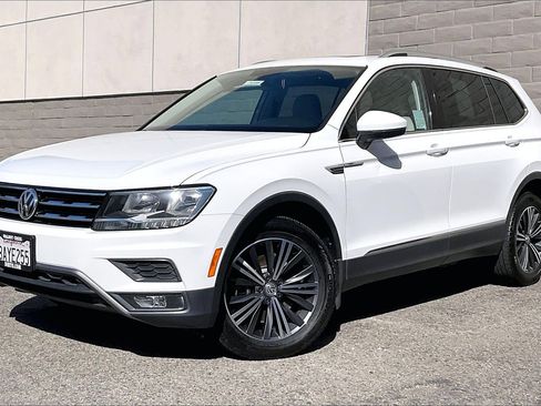 Used 2018 Volkswagen Tiguan SEL image 12