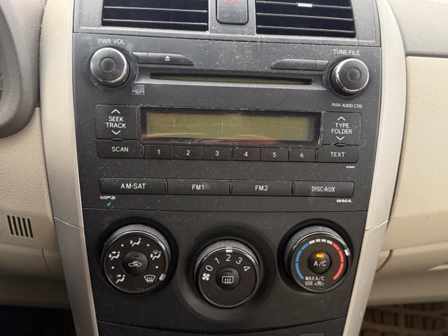 Used 2010 Toyota Corolla LE FWD image 15