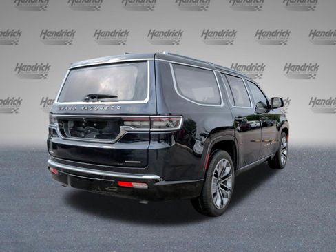 Used 2023 Jeep Grand Wagoneer Series III AWD/4WD image 7