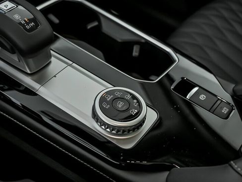 New 2026 Mitsubishi Outlander SEL AWD/4WD image 28