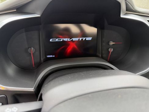 Used 2019 Chevrolet Corvette Stingray Convertible w/ 3LT Preferred Equipment Group RWD image 15