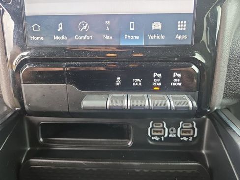 Used 2024 RAM 1500 Big Horn RWD image 26