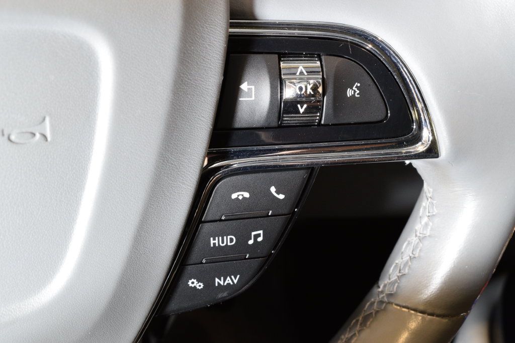 Used 2019 Lincoln Navigator Reserve w/ Cargo Package AWD/4WD image 21