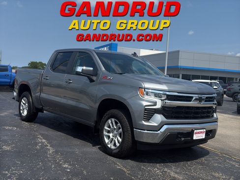 Certified 2023 Chevrolet Silverado 1500 LT w/ Z71 Off-Road Package AWD/4WD image 1