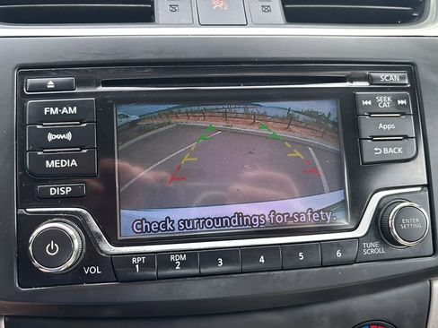 Used 2015 Nissan Sentra SV image 43