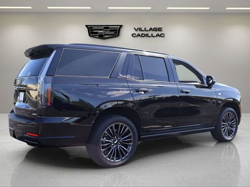 Certified 2025 Cadillac Escalade Sport Platinum image 5