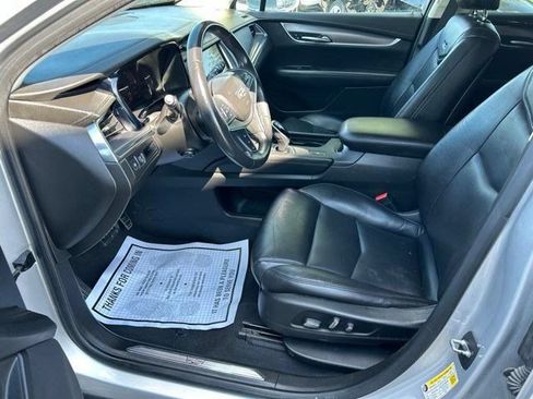 Used 2018 Cadillac XT5 Luxury w/ Driver Awareness Package FWD image 13