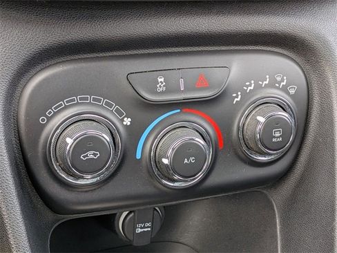 Used 2015 Dodge Dart SXT image 13