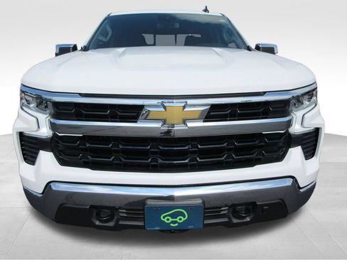 Certified 2023 Chevrolet Silverado 1500 LT w/ Leather Package AWD/4WD image 8