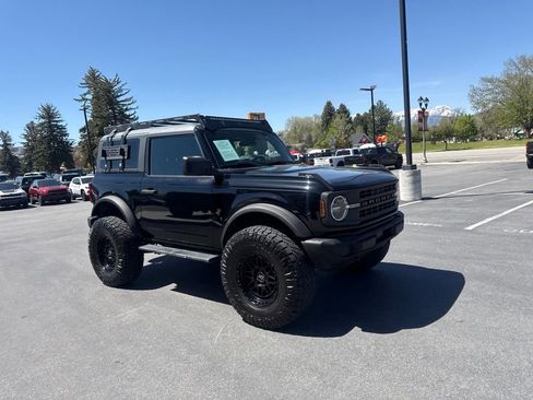 Used 2022 Ford Bronco 2-Door AWD/4WD image 3