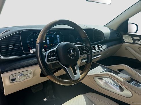 Used 2021 Mercedes-Benz GLS 450 4MATIC image 7