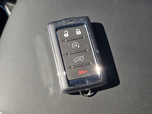 New 2025 Jeep Grand Cherokee Overland w/ Adv Protech Group III image 31