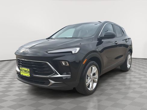 Used 2025 Buick Encore GX Preferred FWD image 4