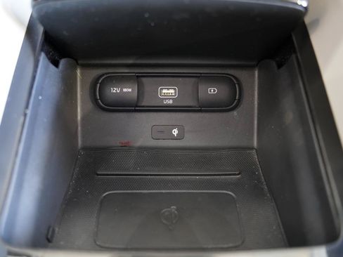 Used 2020 Kia Telluride SX w/ SX Prestige Package AWD/4WD image 22