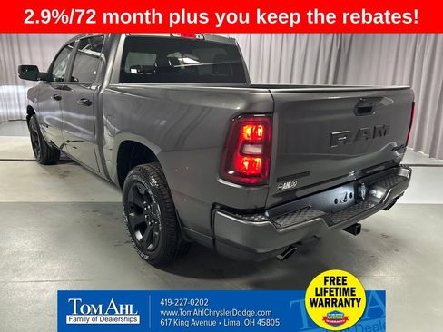 New 2026 RAM 1500 Big Horn w/ Night Edition AWD/4WD image 5