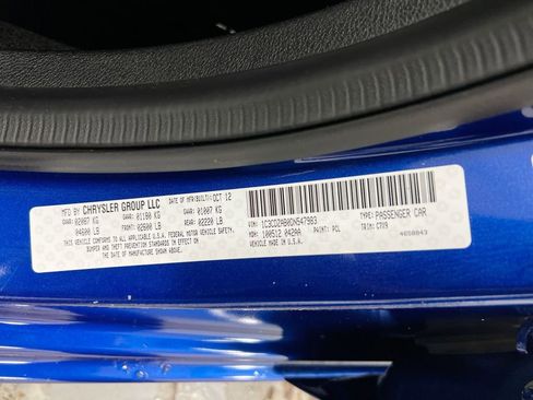 Used 2013 Dodge Avenger SE image 26