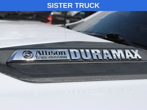 Used 2025 Chevrolet Silverado 2500 LT AWD/4WD image 11