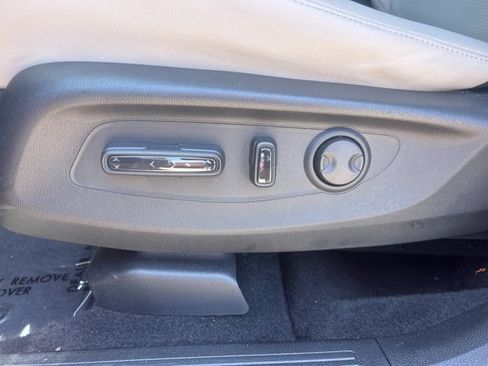 Used 2024 Honda CR-V EX-L image 16
