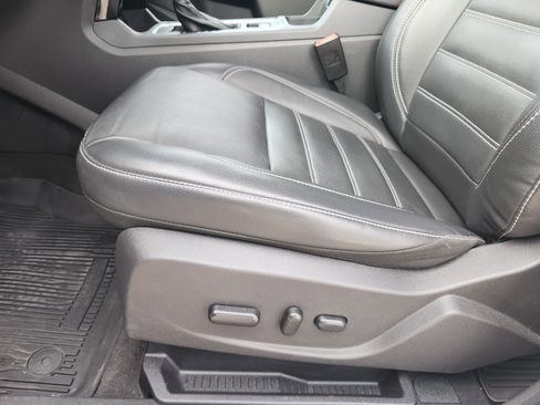 Used 2018 Ford Escape Titanium image 26