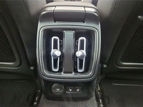 Used 2023 Polestar Polestar 2 Long Range Dual Motor w/ Pilot Pack image 36