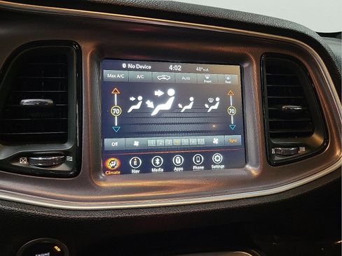 Used 2020 Dodge Challenger SXT image 17