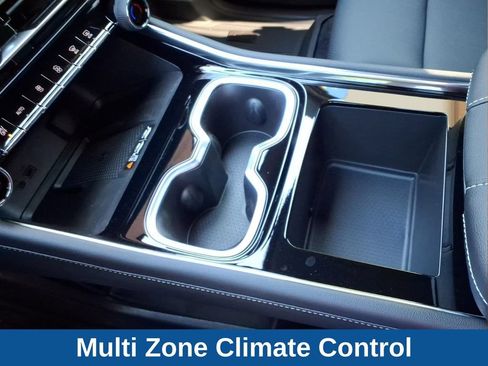 New 2026 Chevrolet Traverse LT w/ Driver Confidence Package FWD image 10