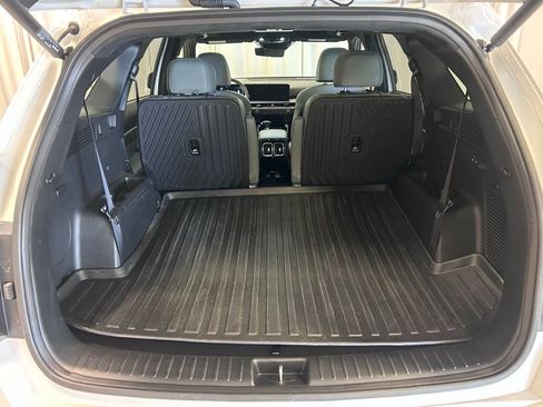 Used 2024 Kia Sorento SX Prestige w/ Sage Leather Package AWD/4WD image 31
