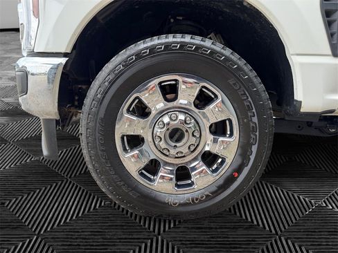 Certified 2024 Ford F350 Lariat w/ Lariat Ultimate Package image 9