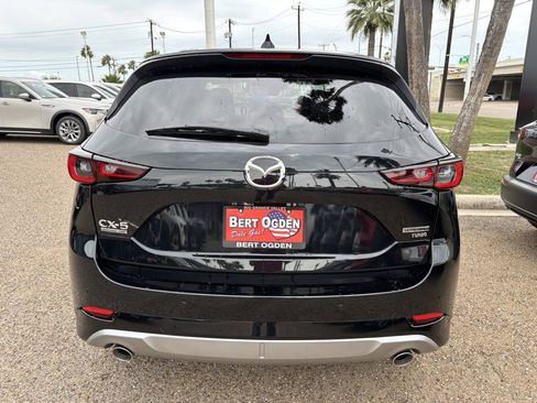 New 2025 MAZDA CX-5 Signature image 6