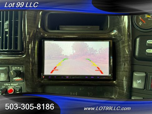 Used 2009 GMC TopKick C4500 2WD Crew Cab image 13