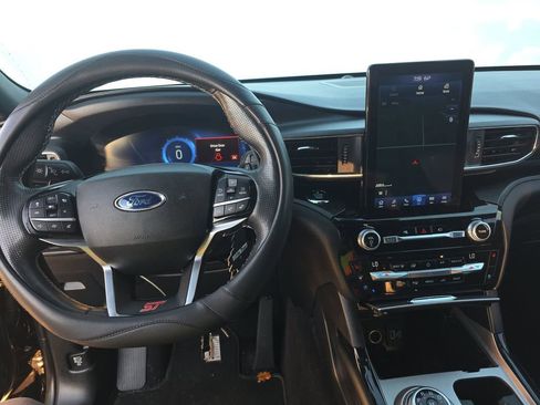 Used 2021 Ford Explorer ST w/ Equipment Group 401A image 18