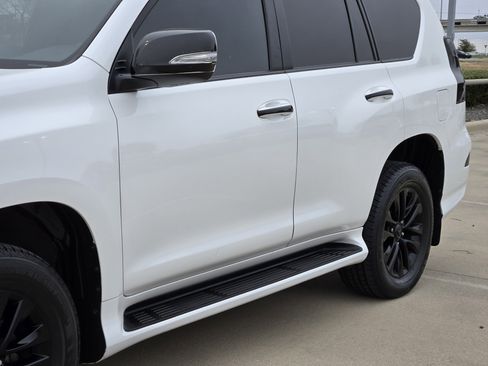 Used 2021 Lexus GX 460 Premium image 10