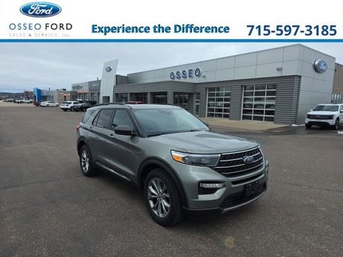 Used 2020 Ford Explorer XLT w/ Equipment Group 202A image 1