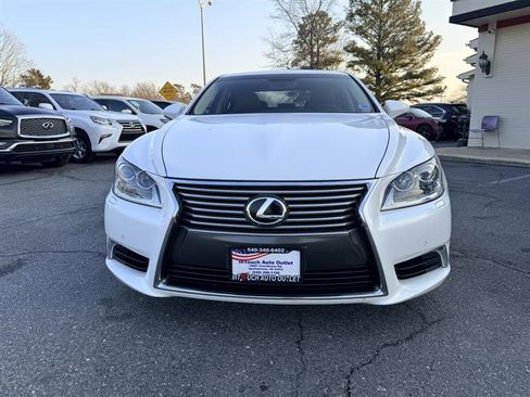 Used 2014 Lexus LS 460 w/ Comfort Package image 2