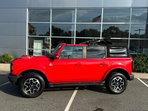 Used 2023 Ford Bronco Outer Banks AWD/4WD image 4