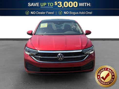 Used 2024 Volkswagen Jetta SE w/ Panoramic Sunroof Package FWD image 11