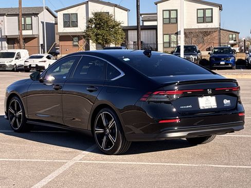 Certified 2025 Honda Accord Sport image 4