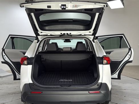 Certified 2025 Toyota RAV4 XLE image 16