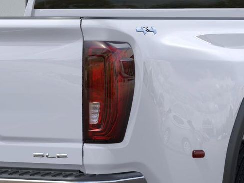New 2026 GMC Sierra 3500 SLE AWD/4WD image 35