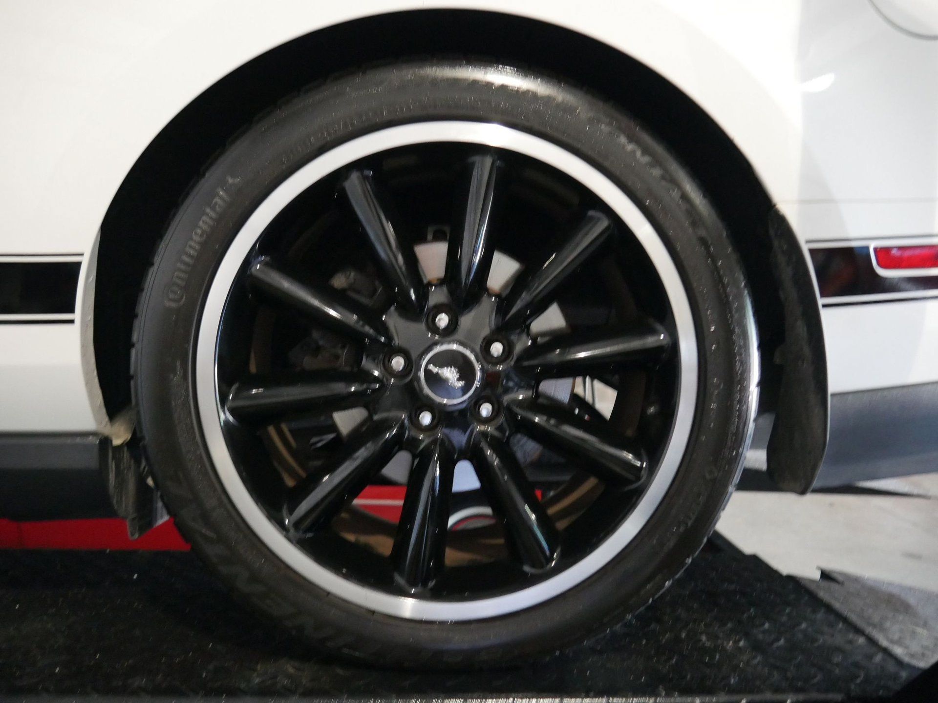 Used 2012 Ford Mustang Boss 302 w/ Boss 302 Accessory Pkg RWD image 99