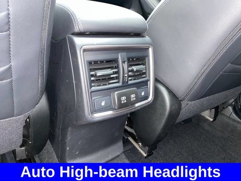 Certified 2023 Subaru Forester Touring AWD/4WD image 27