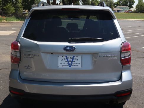 Used 2015 Subaru Forester 2.5i Limited AWD/4WD image 6