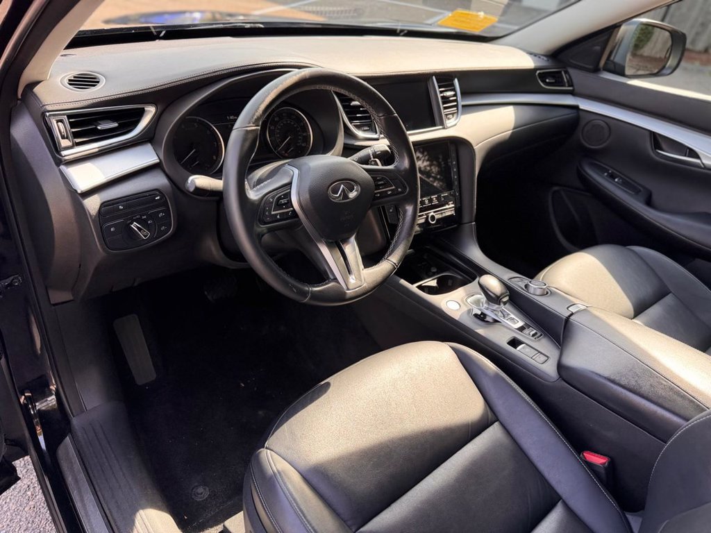 Used 2020 INFINITI QX50 Luxe w/ Cargo Package AWD/4WD image 13