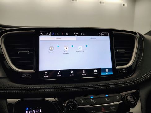 New 2026 Chrysler Pacifica Select FWD image 3