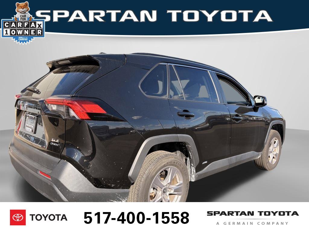 Used 2025 Toyota RAV4 XLE AWD/4WD image 7