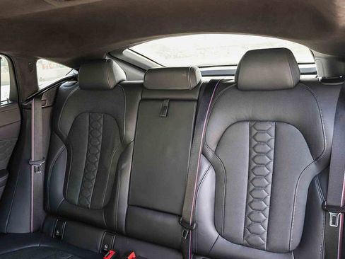 Used 2022 BMW X6 M image 19